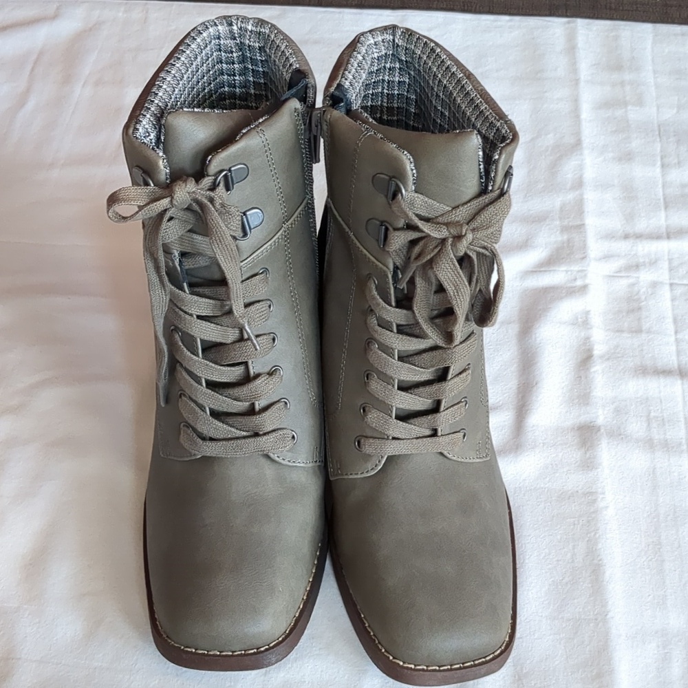 Crown Vintage HollisS Gray Ankle Lace Up/ Zipper Women Boots 9 1/2 M